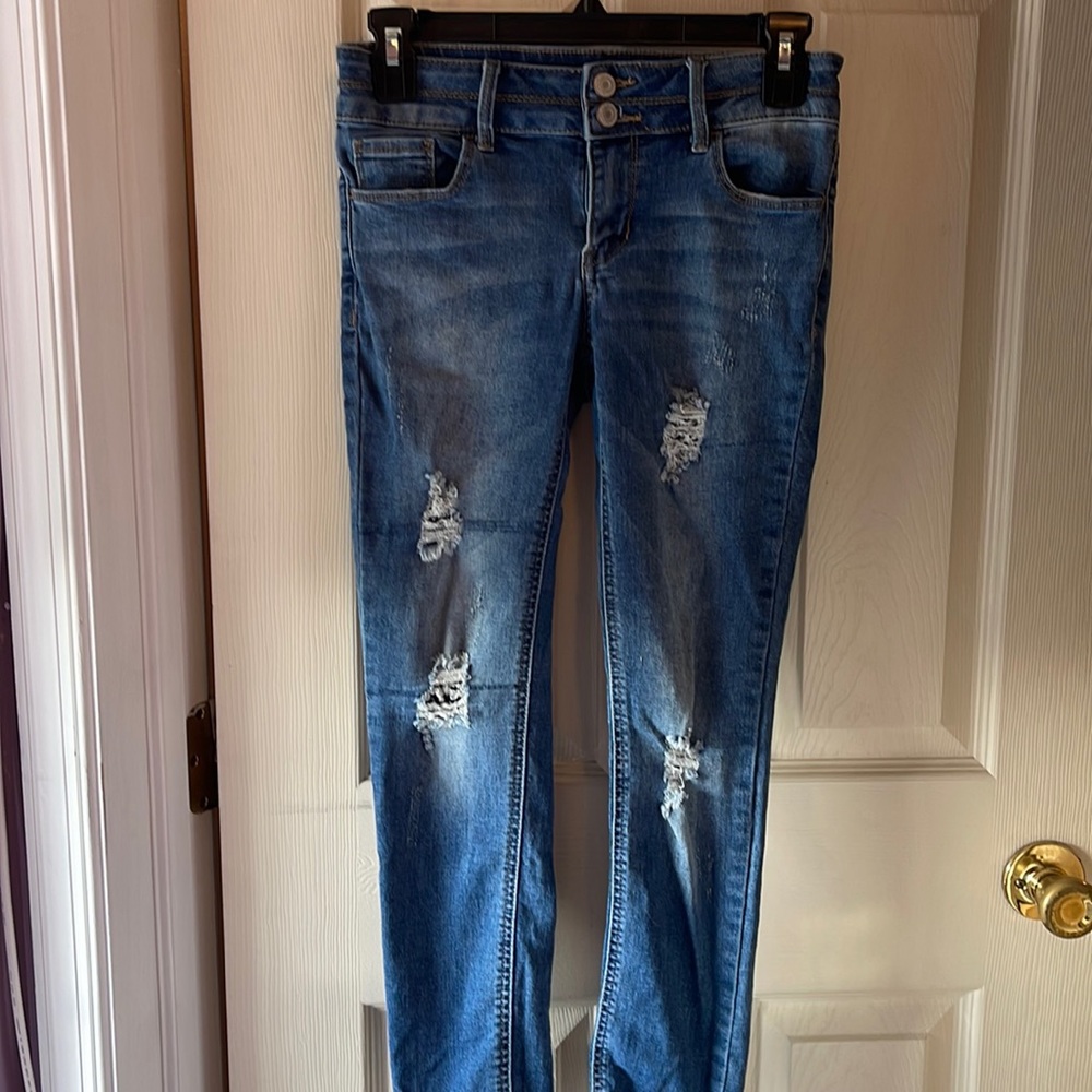 So brand girls distressed jeans size 12 NWOT